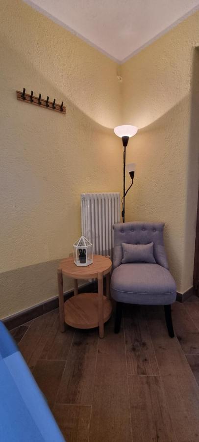 Bed and Breakfast Lo Noyer Et Les Roses Saint Nicolas Exterior foto