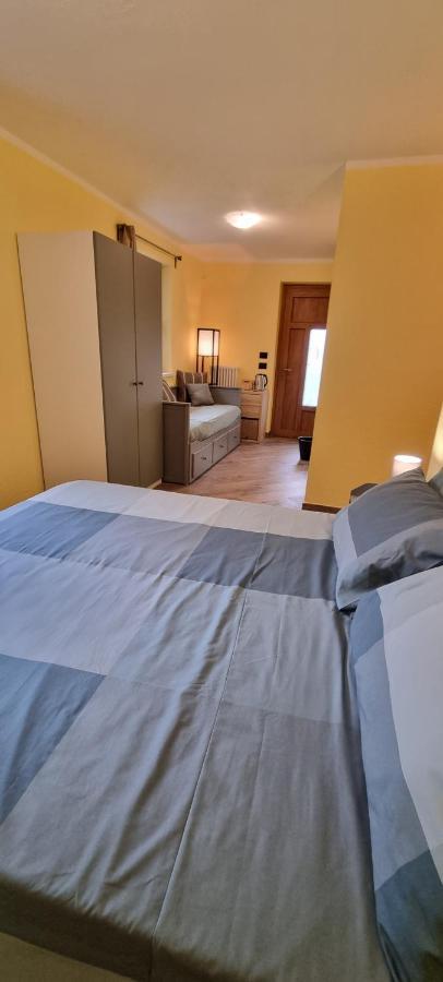 Bed and Breakfast Lo Noyer Et Les Roses Saint Nicolas Exterior foto